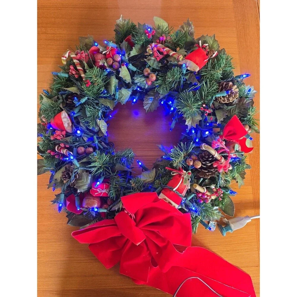 Vintage Christmas Wreath With Blue Lights Works! READ Description